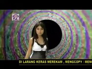 Lucky Rosalina - Ngandeng Wong Liyo [Official Music Video]