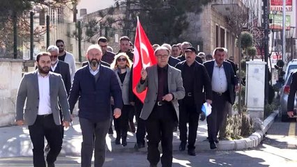 Muhtarlar askere alınmak için dilekçe verdi