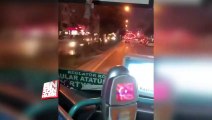 Dolmuşta bağlama çalan yolcuya eşlik eden şoför | BIGGRANDTUBE