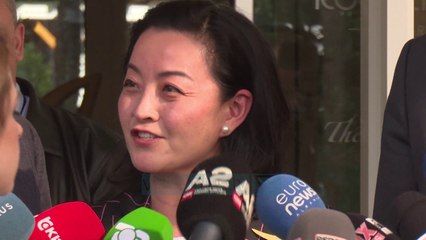 Basha drekon me Yuri Kim pak orë para protestës - News, Lajme - Vizion Plus