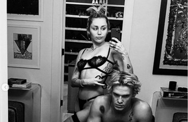 Cody Simpson laughs off pregnancy rumours