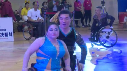 Konkursi në Tajvan/ Vallëzim në karrige me rrota