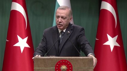 Krize nga refugjatet ne kufirin Turqi-Greqi