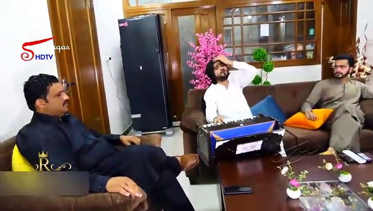 Yaad Aya Bewafa Main Ro Piya Zeeshan Rokhri (Official Video){Sonywaqas}