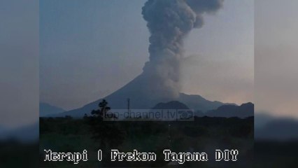 Pamjet/ Shpërthen vullkani në Indonezi, hi e tym nga mali Merapi