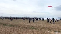 Edirne yunan güvenlik güçleri, sınırı geçmek isteyen göçmenlerin üzerine ateş açtı-4