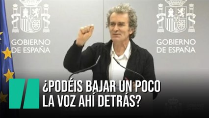 Fernando Simón pide que los periodistas bajen la voz