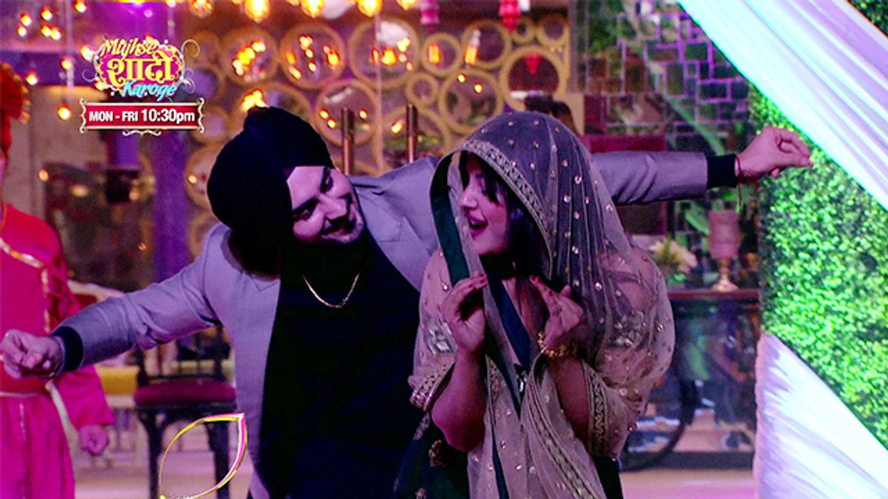 Mujhse Shaadi Karoge: Shehnaz Gill ने Rohanpreet Singh के संग डाला भांगड़ा | FilmiBeat