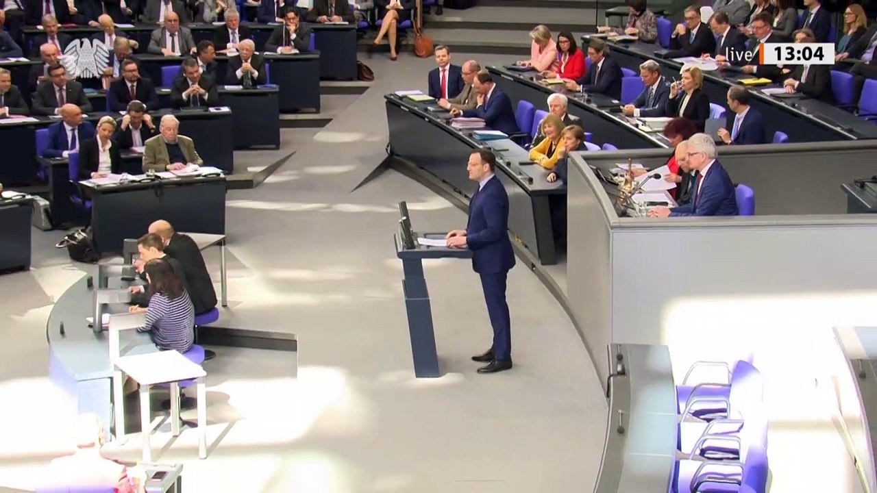 Spahn: Höhepunkt der Corona-Epidemie 'noch nicht erreicht'