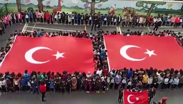 Minik öğrencilerden Mehmetçiğe anlamlı destek
