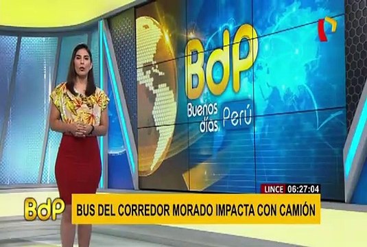 SJL: ladrones en mototaxi asaltan a dos jóvenes en plena calle