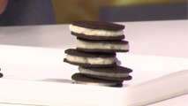 Healthy Oreo Cookie Alternative with the Cookie Bar Queen