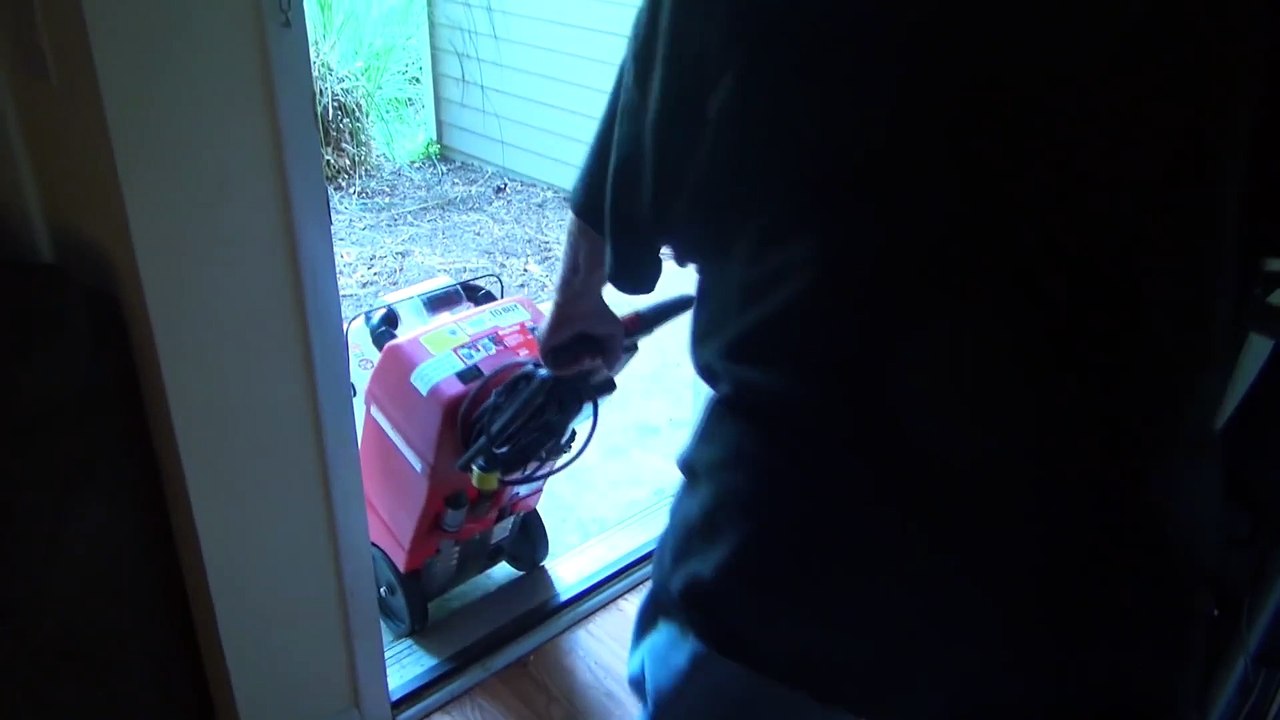 Cleaning Pickleboy's Apartment!