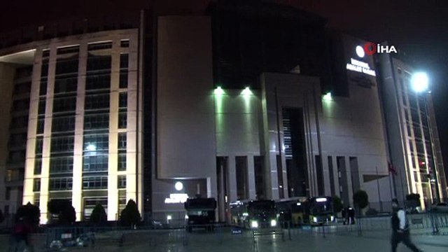 - Odatv'de yayınlanan haber dolasıyla gözaltına alınan Barış Terkoğlu ile Hülya Kılınç, çıkarıldıkları nöbetçi hakimlikçe tutuklanarak cezaevine gönderildi