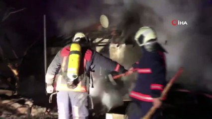 Ankara’da gecekondu yandı: 6 kişi dumandan etkilendi
