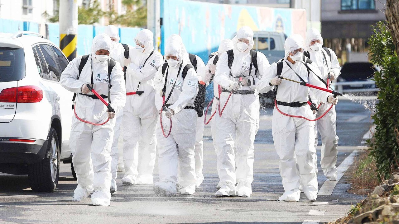 Chinese man with coronavirus symptoms locks himself in flat