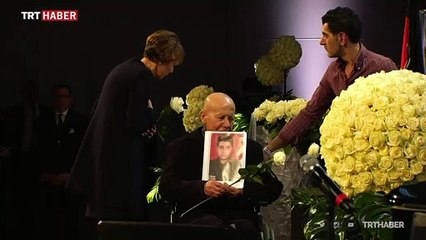 Almanya'da ırkçı saldırının kurbanları anıldı