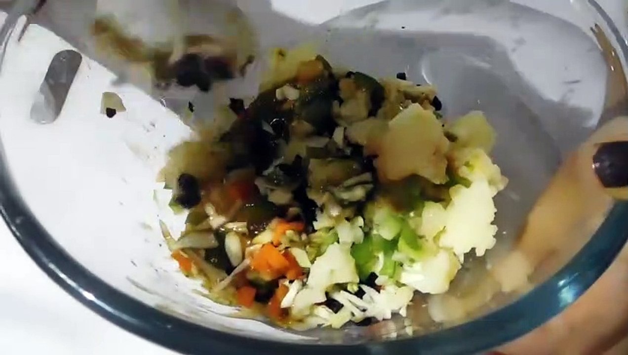 Veg Pizza Recipe ..Ek Bar Ye Pizza Khaoge To Khate Reh Jaoge_HD