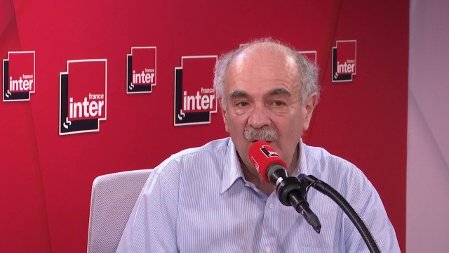 Michel Wieviorka : Malheureusement les mots forts et excessifs fonctionnent mieux que les mots nuancés et compliqués […] Les réseaux sociaux peuvent être des outils merveilleux, mais on y trouve aussi des discours de haine : c’est les deux à la fois