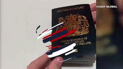 İngilizlerin "Ne dertler var" dedirten gündemi! Mavi mi, siyah mı?