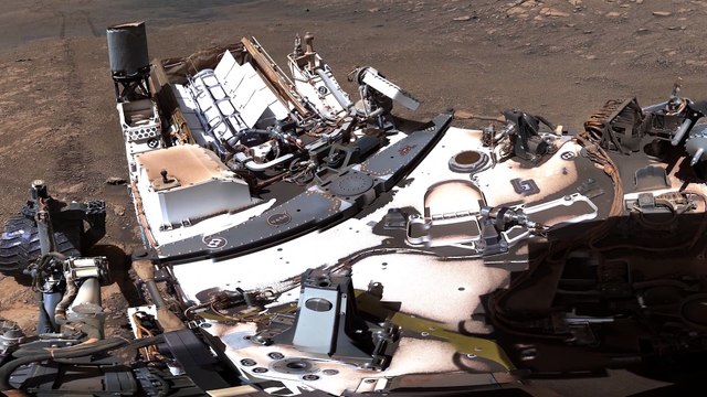 Curiosity Mars Rover Snaps 1.8 Billion-Pixel Panorama (narrated video)_X2UaFuJsqxk_1080p