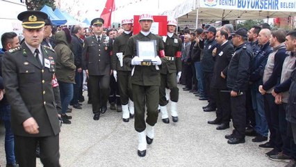 Denizli’de şehide veda: Güle güle git oğlum