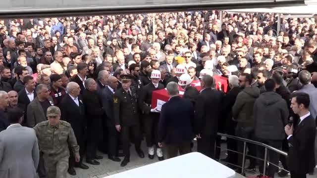 İdlib şehidi Uzman Onbaşı Ragıp Soylu Coşkun için memleketinde tören