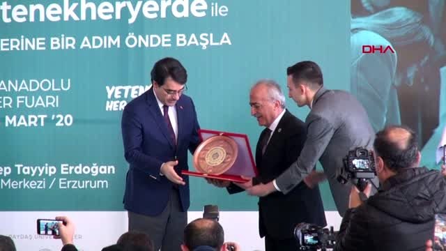 Erzurum doğu anadolu kariyer fuarı, 11 üniversitenin katılımıyla başladı