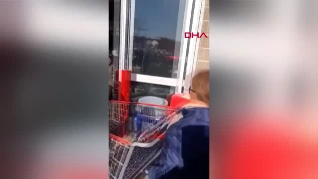 Abd'de koronavirüs paniği; marketlerin önlerinde kuyruklar oluştu