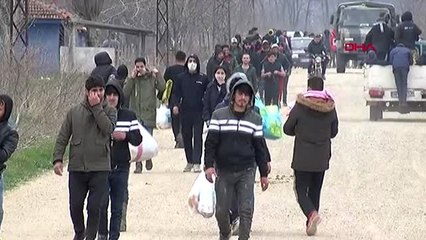 Edirne göçmenler sınıra akın ediyor