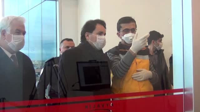 Ayvalık Deniz Hudut Kapısı'nda termal kamerayla Kovid-19 önlemi