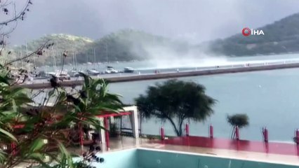 Kaş’ta marinada hortum paniği...O anlar kamerada