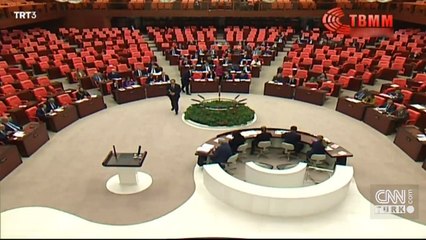 "Esat değil, Mehmetçiğin yanında oluruz"