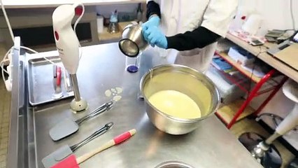 Fabrication de savon artisanal made in Besançon. visite au laboratoire de Yvan Bernard.