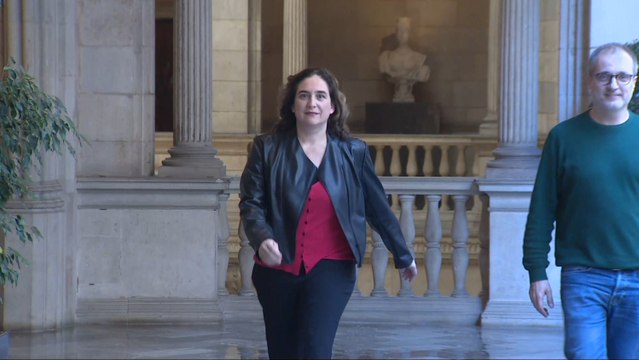 Ada Colau atiende a los medios