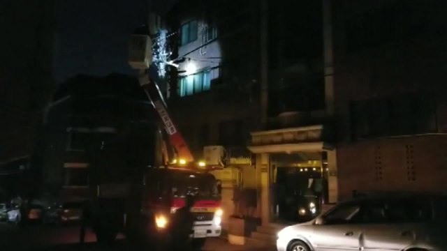 서울 화곡본동 2시간 정전...10여 가구 불편 / YTN