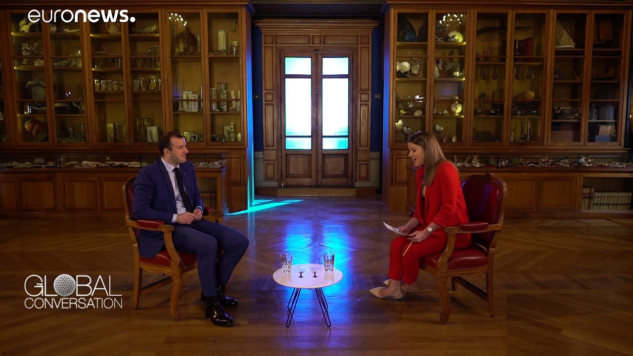 Ο Ευρωπαίος Επίτροπος για το Περιβάλλον, τους Ω...