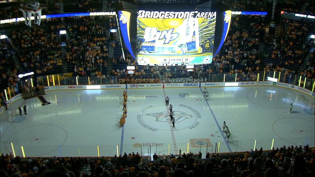 Nashville Predators hold moment of silence for tornado victims