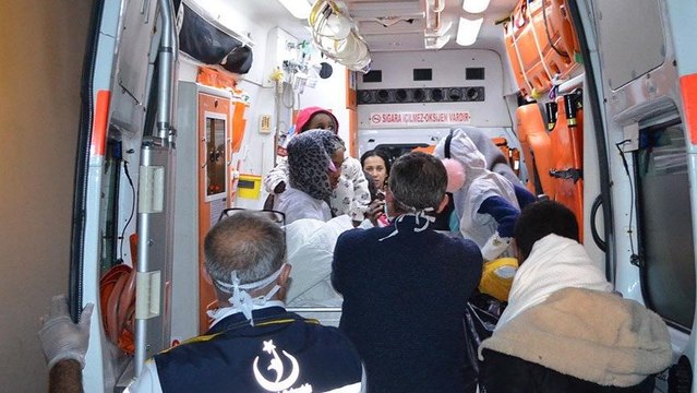 Didim’de mültecilerin imdadına Sahil Güvenlik yetişti