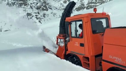 Nemrut Dağı’nın Kar Nedeniyle Kapanan Yolu Açılıyor