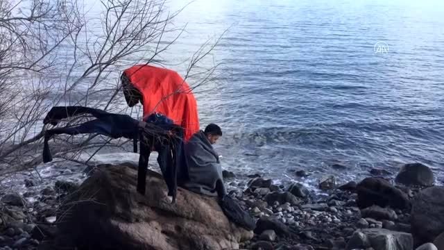 Yunan Sahil Güvenlik sığınmacı botlarına ateş etti, batırmaya çalıştı