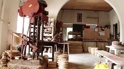 CENTRE CÉRAMIQUE DE GRAND BASSAM