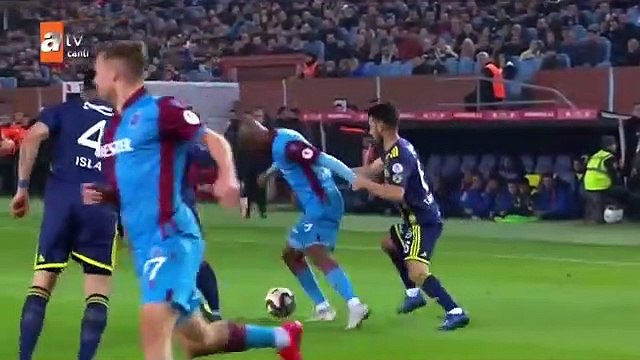 Trabzonspor 2 -1 Fenerbahçe Maçın Geniş Özeti ve Golleri (Ziraat Türkiye Kupası Yarı Final İlk Maçı)