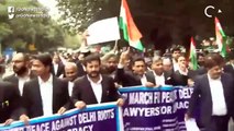 दिल्ली हिंसा: वकीलों का विरोध मार्च, कहा- भड़काऊ बयानबाज़ी करने वालों पर नहीं हो रही कार्रवाई
