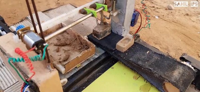 How_to_make_Brick_mini_machine_construction_[_scie(480P)[1]how to make brick mini machineBRICKLAYING - Mini bricks making machine for Mini bricks house