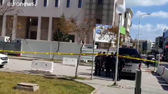 Тунис: взрыв у посольства США