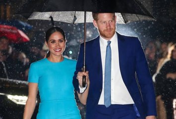 Meghan Markle Wore a $55 Topshop Blouse on a Solo Outing in London