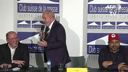 Lula chama Bolsonaro de 'coisa grotesca'