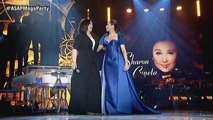 Sarah Geronimo together with The Voice Kids sing ""Sana'y Maghintay Ang Walang Hanggan"" on ASAP