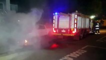 Caminhonete S10 pega fogo no Bairro São Cristóvão; Bombeiros foram mobilizados